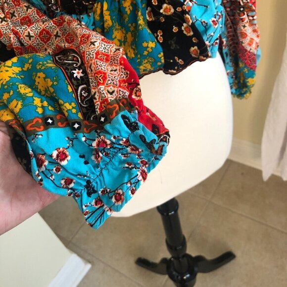 Off Shoulder Ruffle Patchwork Ruffle Crop Top Large - Picture 5 of 10